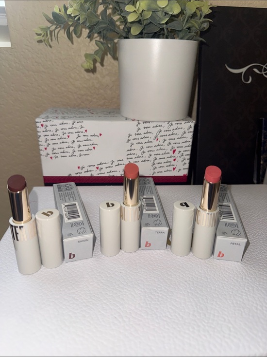 beautycounter Other - Beautycounter Sheer Genius Conditioning Lipstick Bundle Raisin Terra Petal